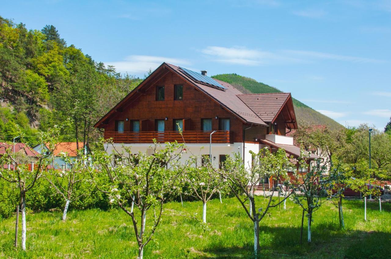 Livada Amely Hotel Gales Ngoại thất bức ảnh